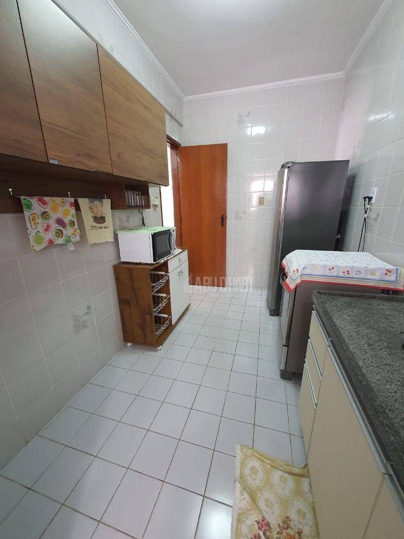 Apartamento à venda com 1 quarto, 50m² - Foto 4