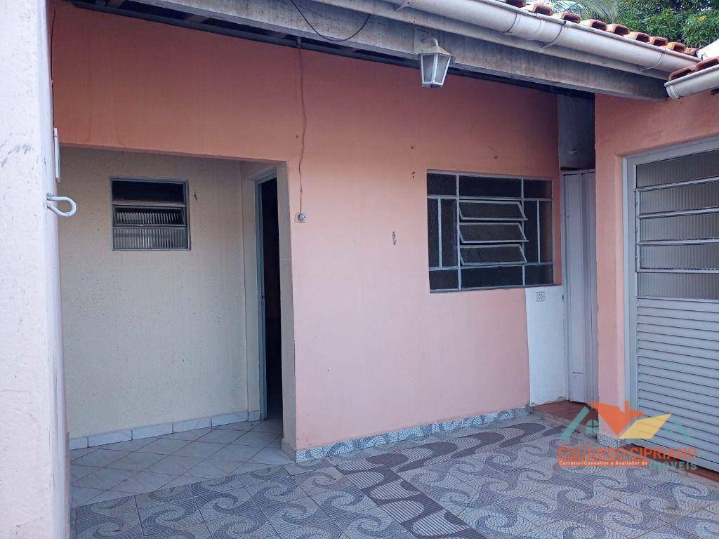 Casa à venda e aluguel com 4 quartos, 115m² - Foto 2