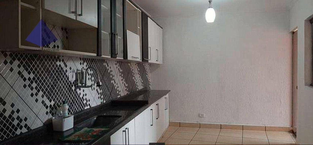 Casa à venda com 6 quartos, 300m² - Foto 4