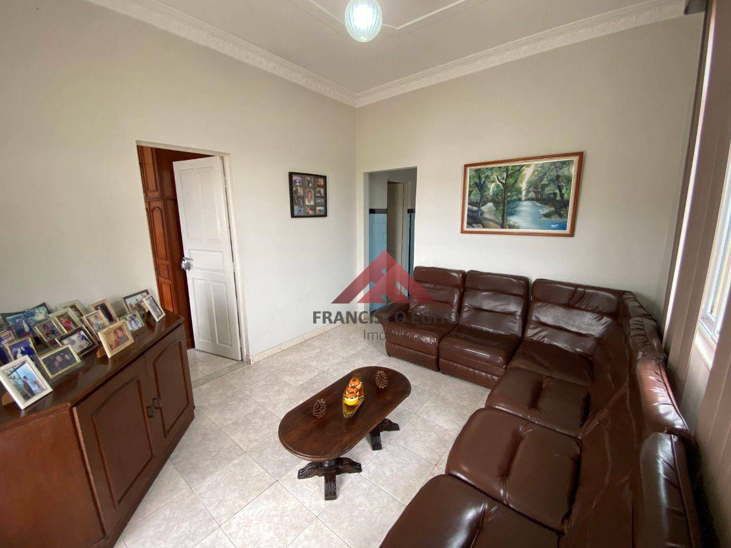 Casa à venda com 5 quartos, 160m² - Foto 5