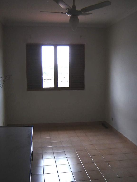 Sobrado à venda com 3 quartos, 262m² - Foto 4