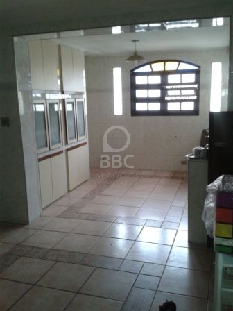 Casa para alugar com 2 quartos, 80m² - Foto 8