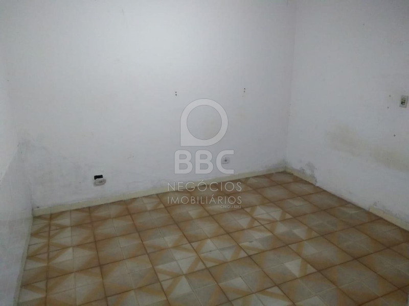 Casa à venda com 3 quartos, 180m² - Foto 17