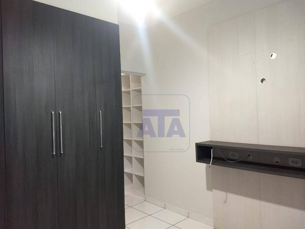 Casa à venda com 3 quartos, 134m² - Foto 11