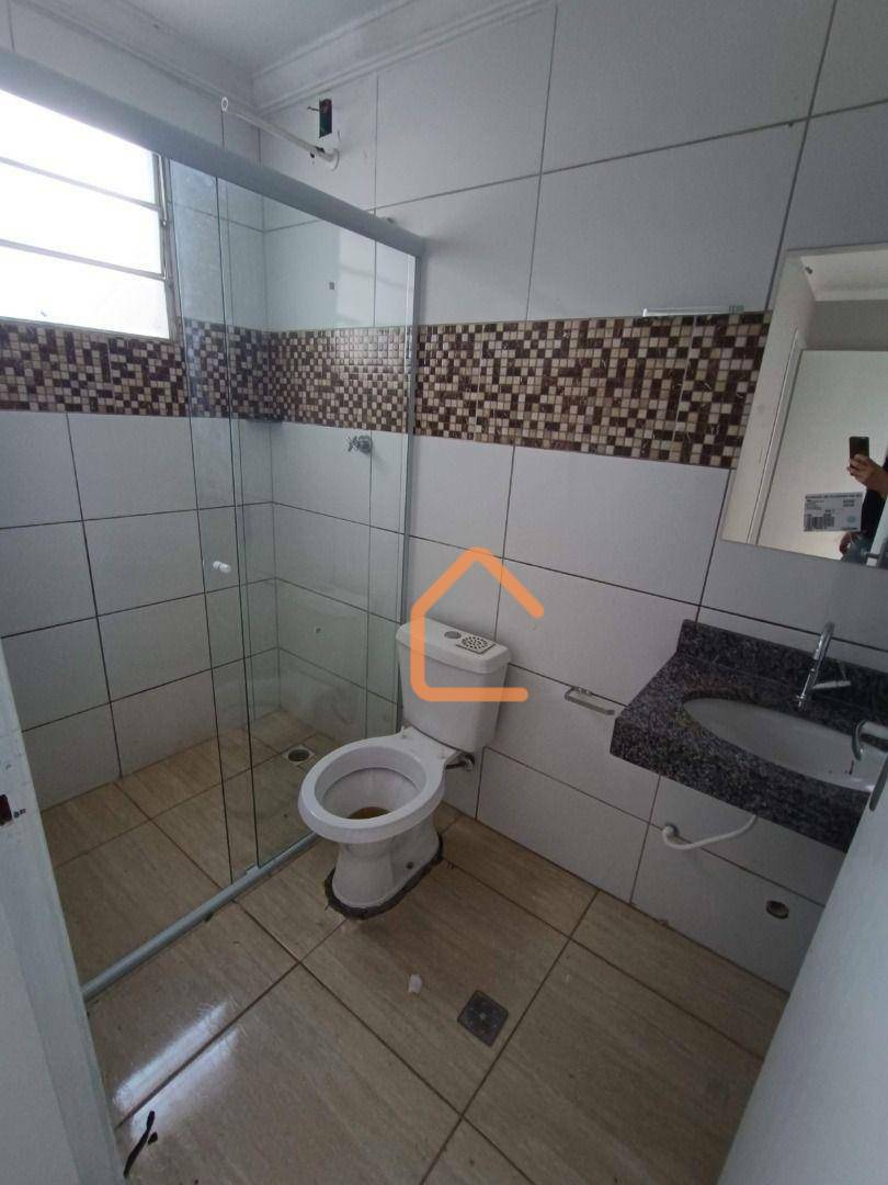 Apartamento à venda com 2 quartos, 75m² - Foto 8