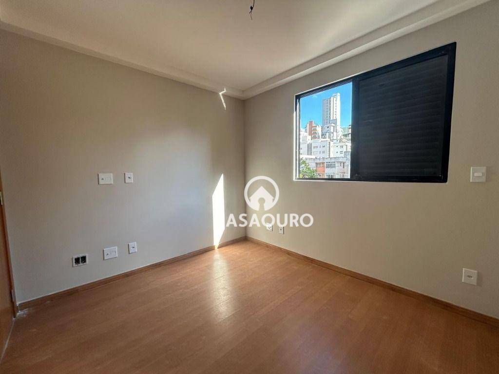 Apartamento à venda com 2 quartos, 64m² - Foto 16