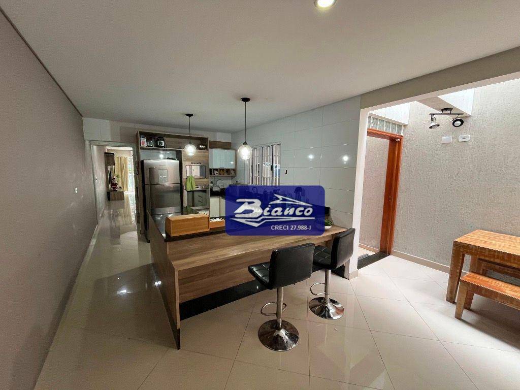 Sobrado à venda com 3 quartos, 182m² - Foto 13