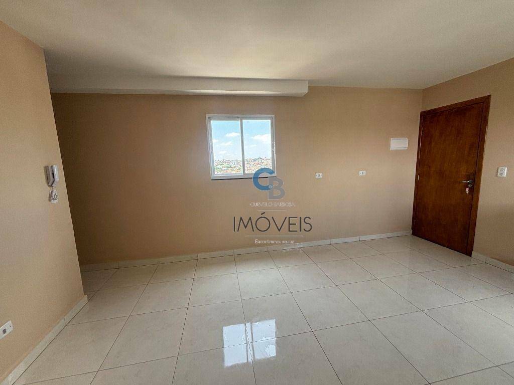 Apartamento à venda com 2 quartos, 45m² - Foto 3