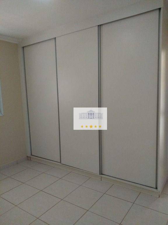 Apartamento à venda com 2 quartos, 75m² - Foto 2