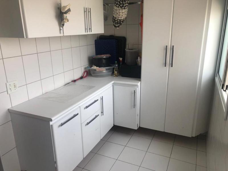 Apartamento à venda com 3 quartos, 74m² - Foto 12