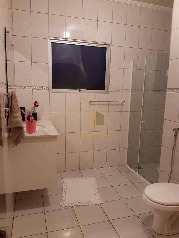 Casa de Condomínio à venda com 3 quartos, 226m² - Foto 15