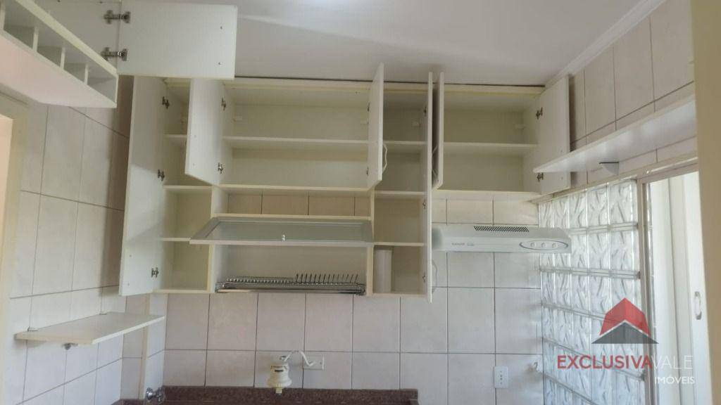 Apartamento à venda com 2 quartos, 80m² - Foto 11