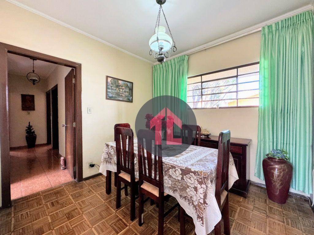 Casa à venda com 3 quartos, 154m² - Foto 5