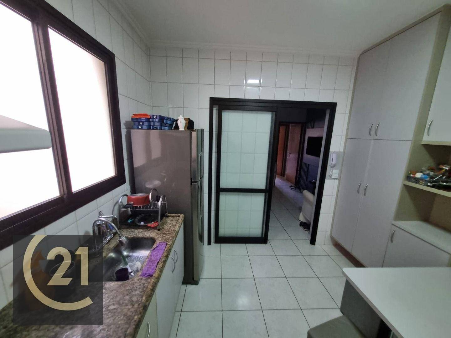 Apartamento à venda com 1 quarto, 49m² - Foto 3