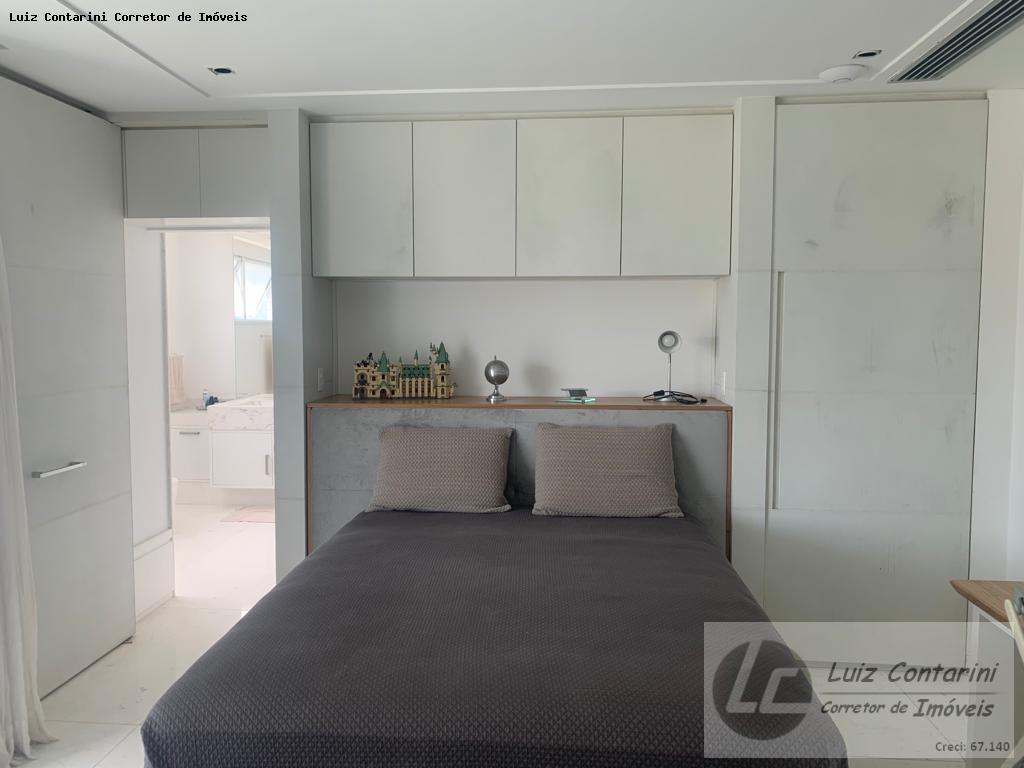 Apartamento à venda com 3 quartos, 5000m² - Foto 32