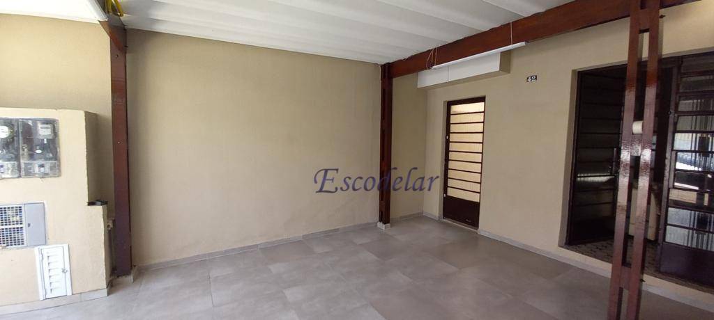 Sobrado à venda com 6 quartos, 240m² - Foto 3