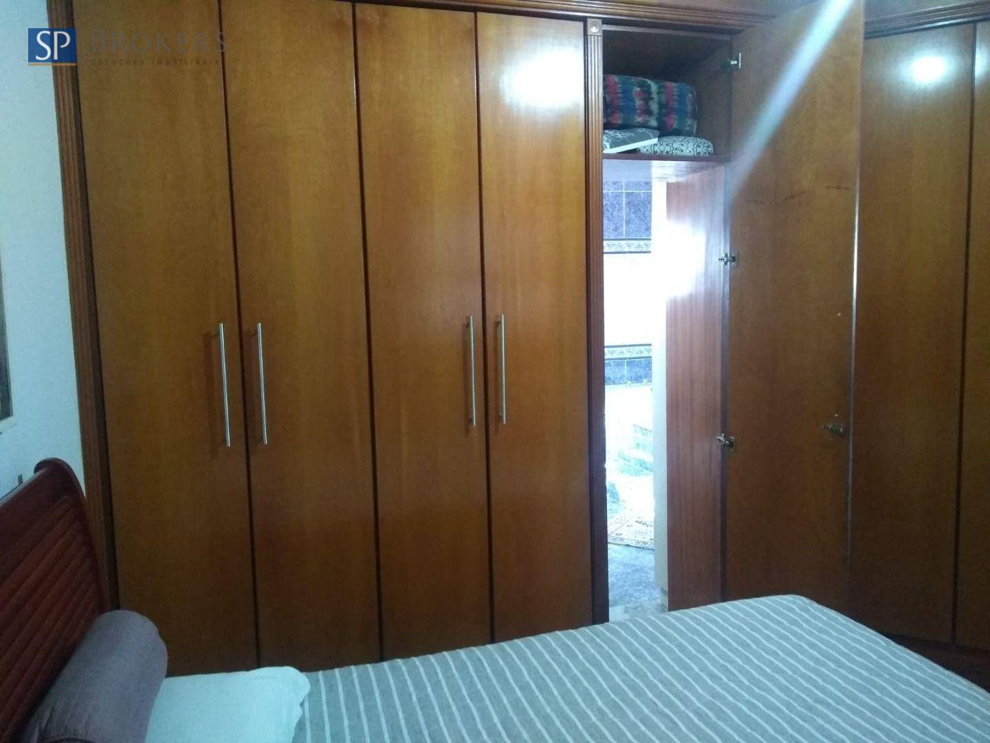 Casa à venda com 4 quartos, 250m² - Foto 7