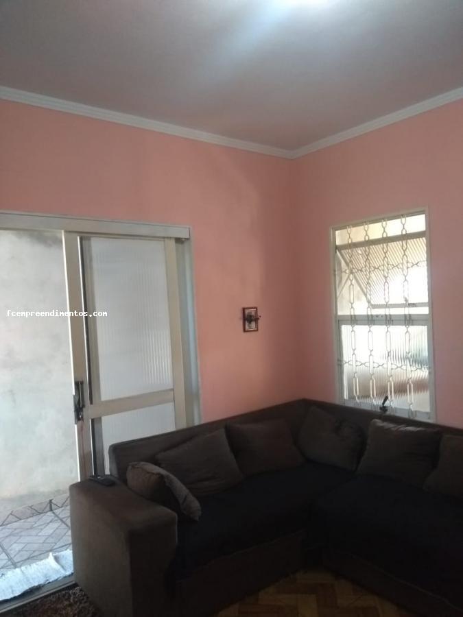 Casa à venda com 1 quarto, 125m² - Foto 12