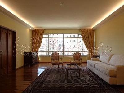 Apartamento para alugar com 3 quartos, 310m² - Foto 2