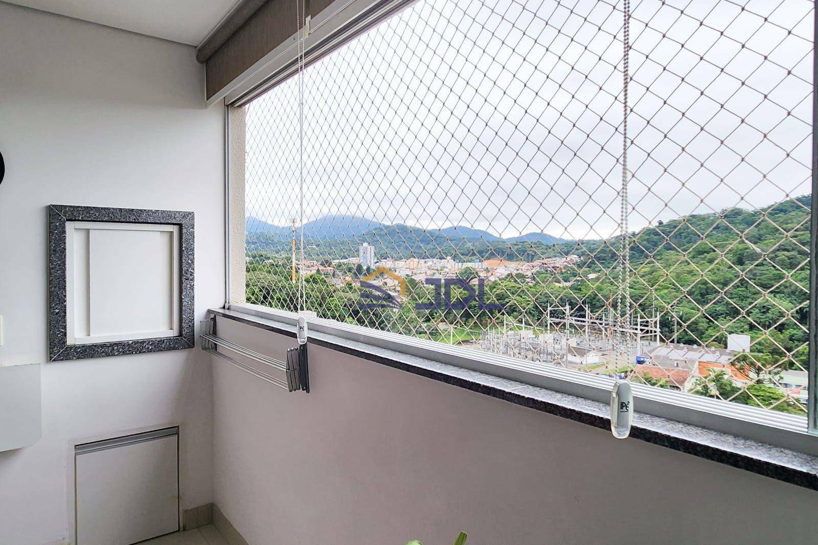 Apartamento à venda com 2 quartos, 72m² - Foto 4