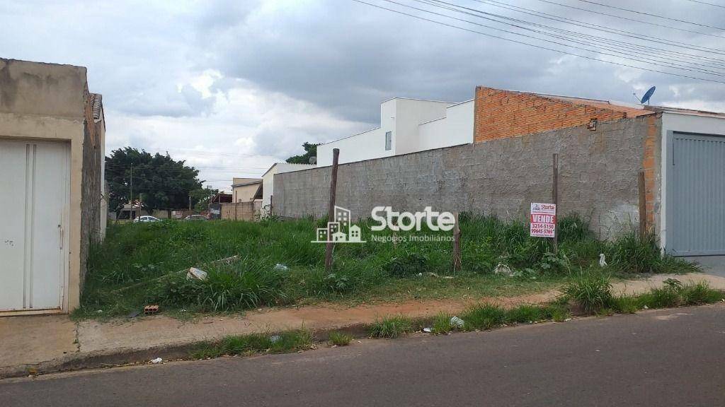 Terreno à venda, 300M2 - Foto 1