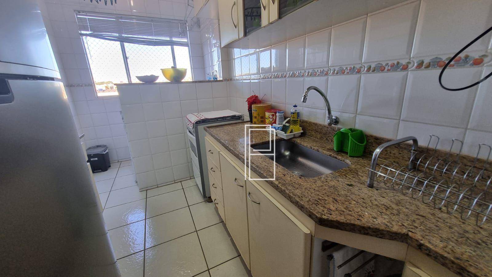 Apartamento à venda com 2 quartos, 55m² - Foto 4