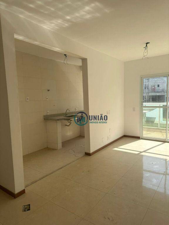 Apartamento à venda com 2 quartos, 65m² - Foto 1