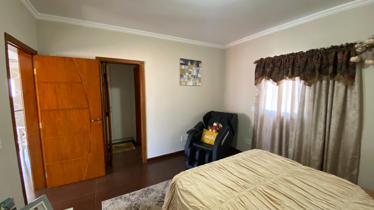 Casa de Condomínio à venda com 3 quartos, 360m² - Foto 33