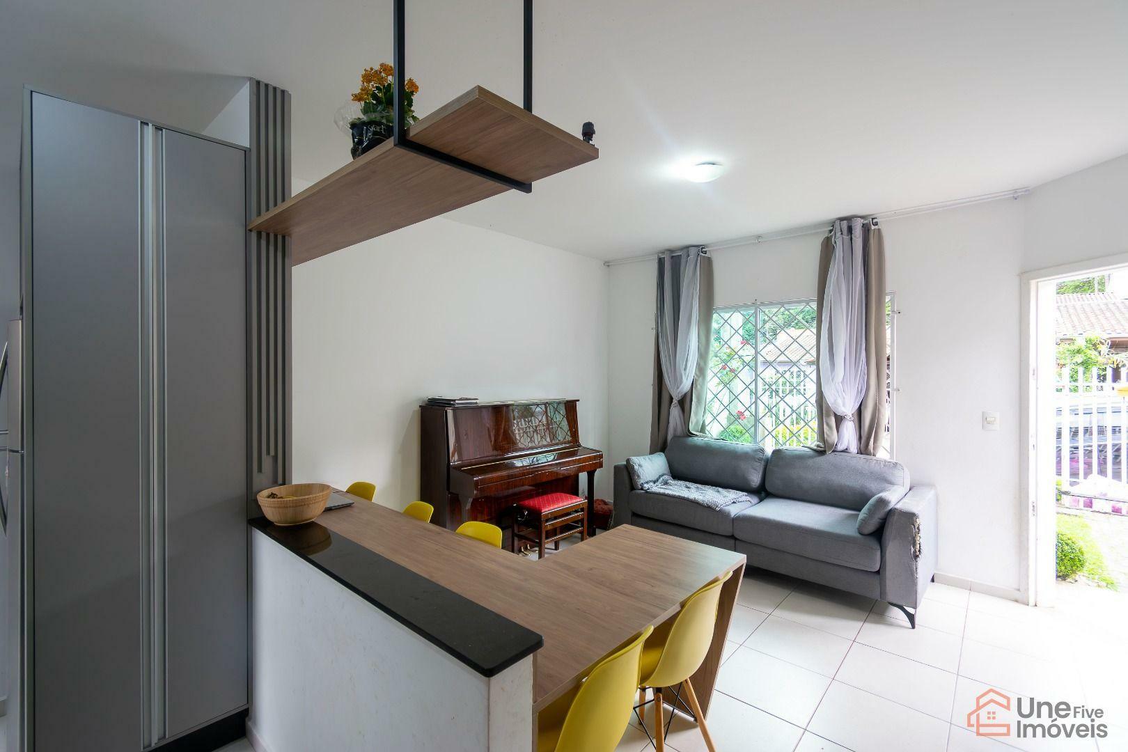 Casa à venda com 3 quartos, 70m² - Foto 5