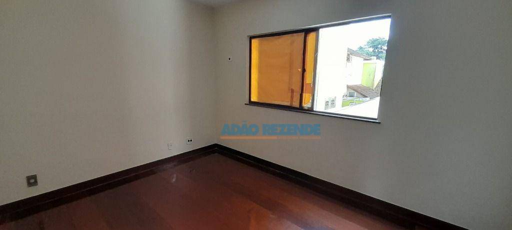 Apartamento à venda com 3 quartos, 114m² - Foto 10