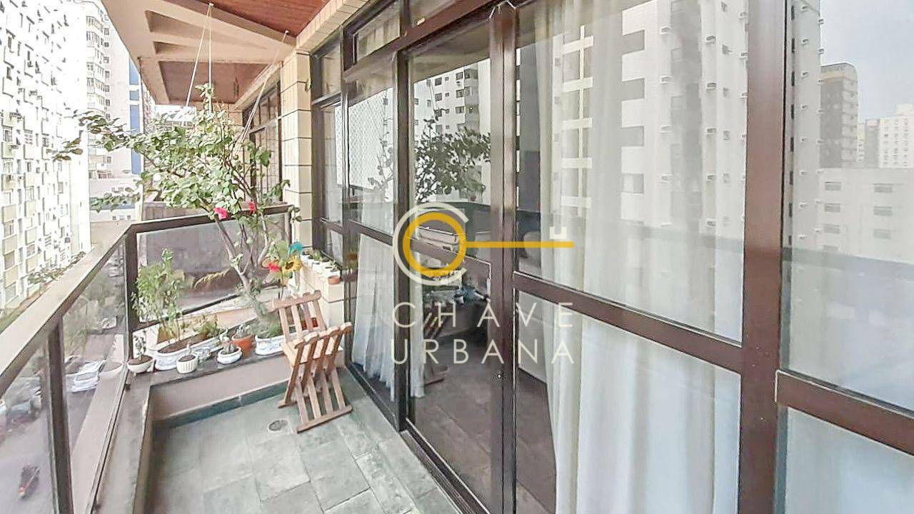 Apartamento à venda com 3 quartos, 187m² - Foto 3