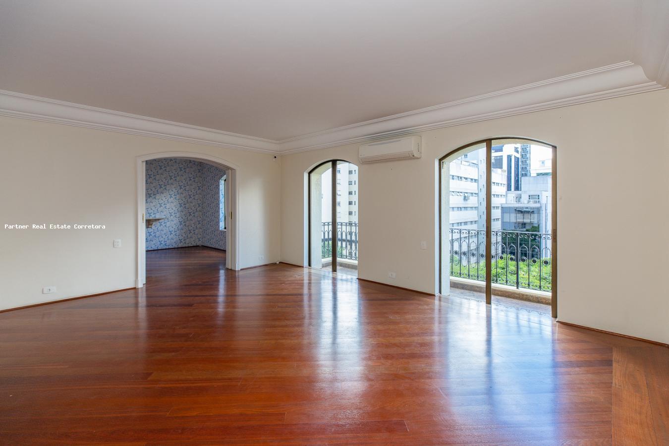 Apartamento à venda com 3 quartos, 203m² - Foto 12