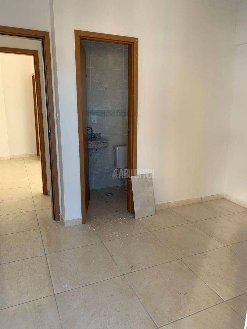 Apartamento à venda com 2 quartos, 80m² - Foto 4