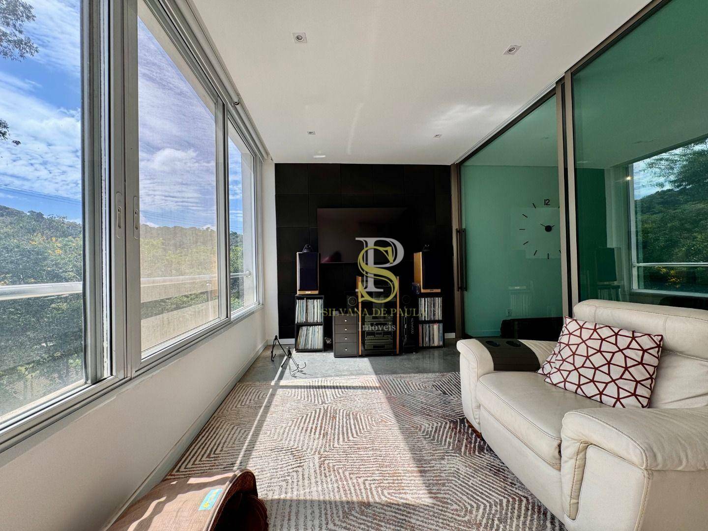 Casa de Condomínio para alugar com 5 quartos, 530m² - Foto 17