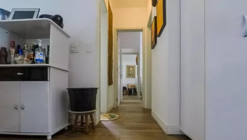 Apartamento à venda com 2 quartos, 67m² - Foto 4