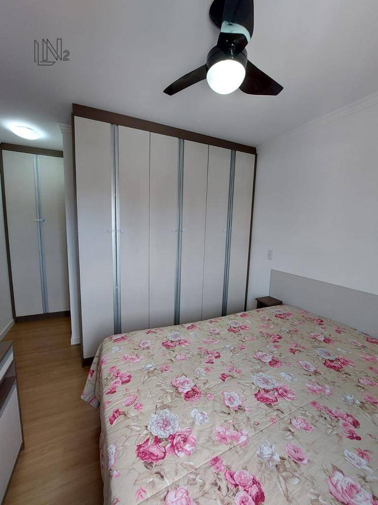 Apartamento à venda com 2 quartos, 76m² - Foto 13