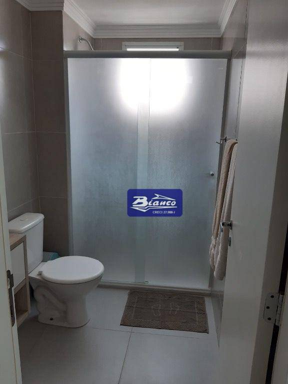 Apartamento à venda com 2 quartos, 45m² - Foto 18