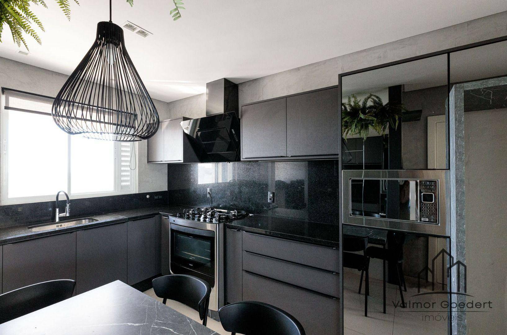 Apartamento à venda com 4 quartos, 167m² - Foto 15