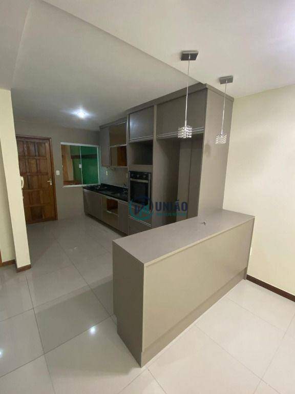 Casa de Condomínio à venda com 4 quartos, 120m² - Foto 8