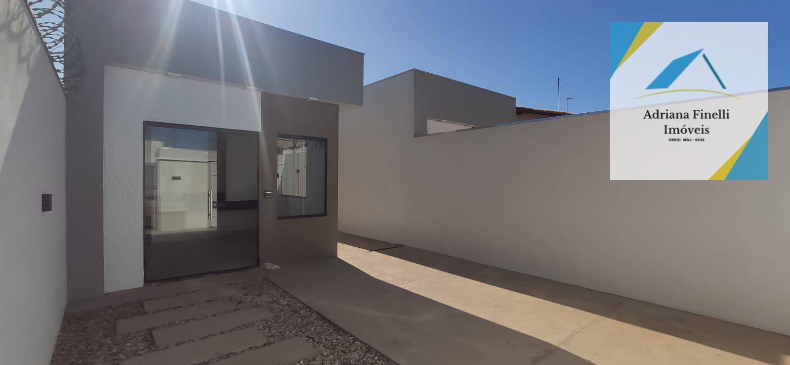 Casa à venda com 3 quartos, 77m² - Foto 8