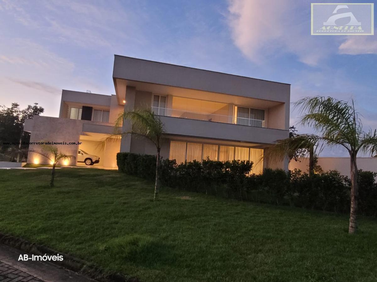 Casa de Condomínio à venda com 3 quartos, 387m² - Foto 3