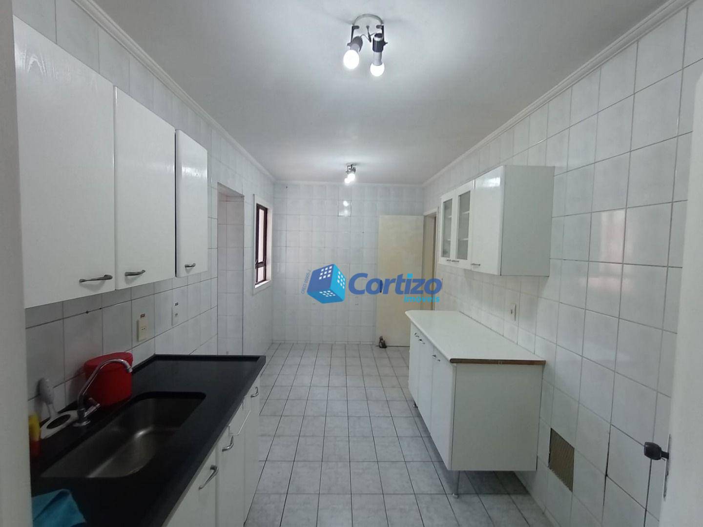 Apartamento à venda com 3 quartos, 96m² - Foto 13