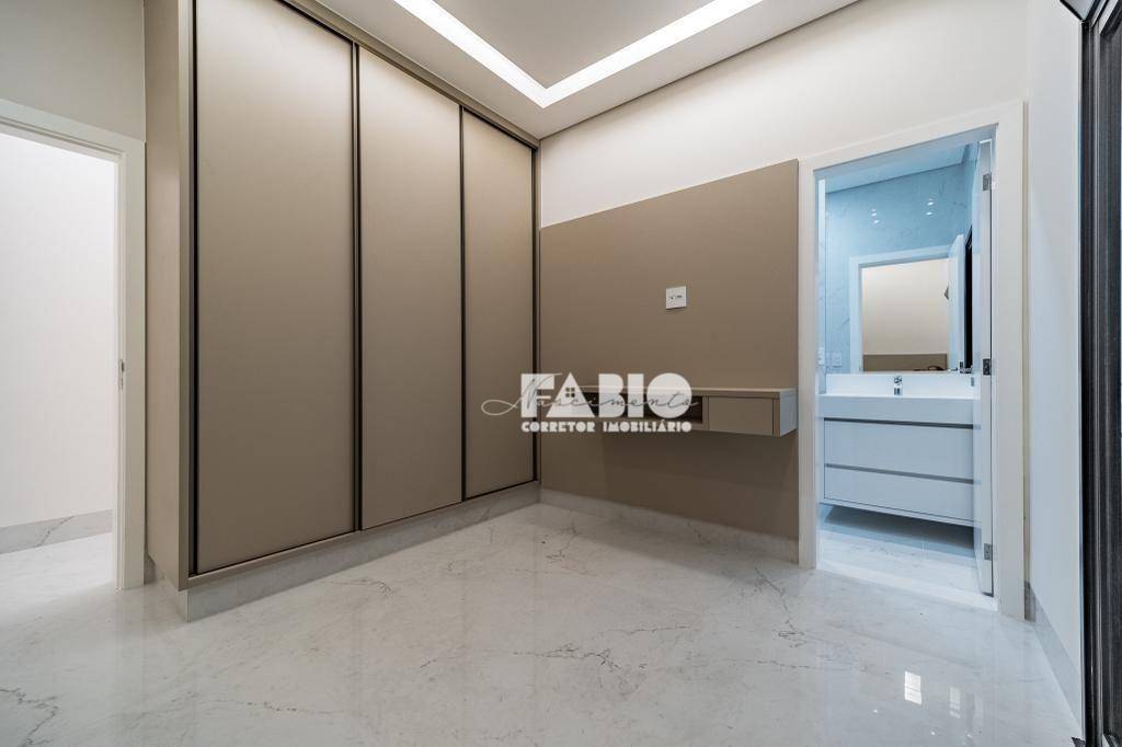 Casa de Condomínio à venda com 3 quartos, 290m² - Foto 30