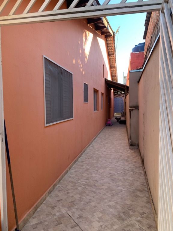 Casa à venda com 2 quartos, 90m² - Foto 22