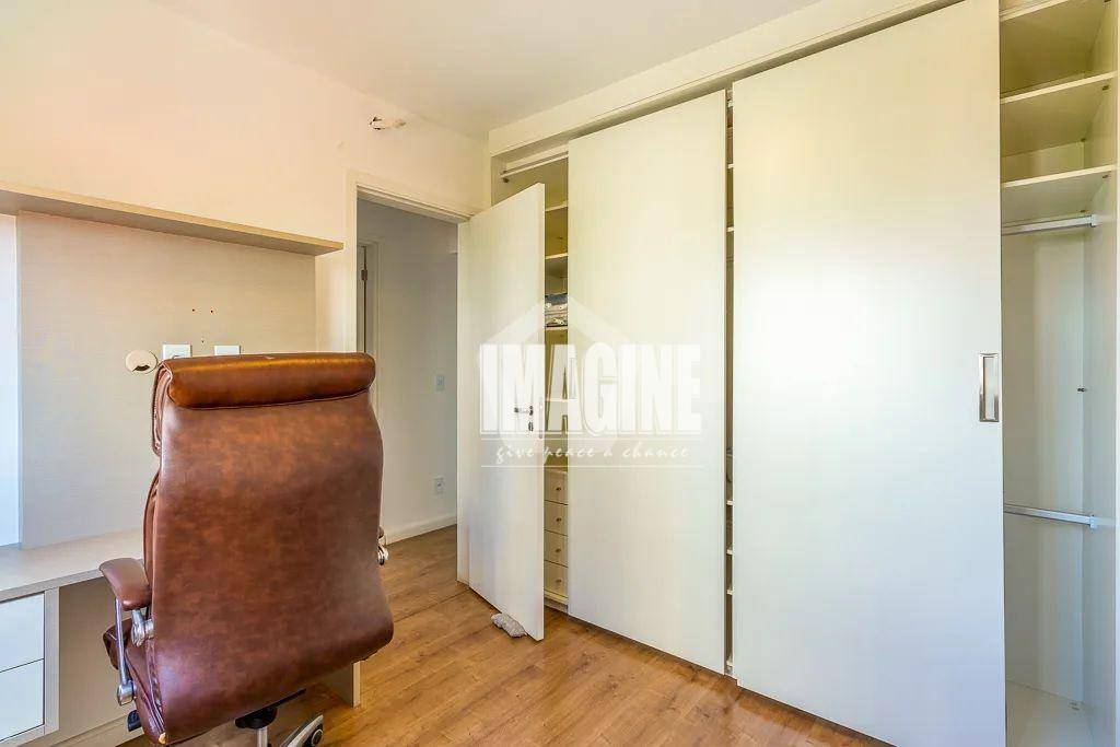 Apartamento à venda com 3 quartos, 130m² - Foto 13