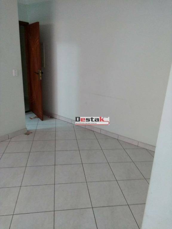 Apartamento à venda com 2 quartos, 56m² - Foto 12