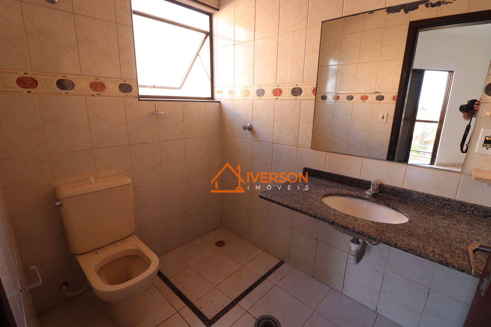 Apartamento para alugar com 3 quartos, 100m² - Foto 14