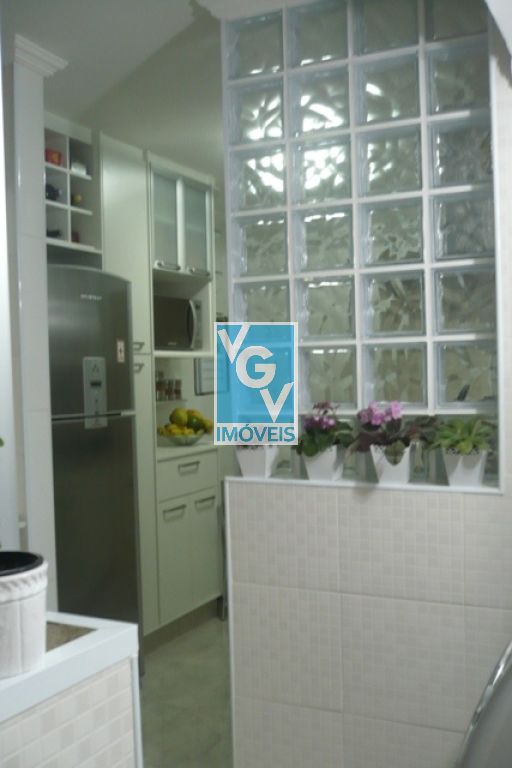 Apartamento à venda com 3 quartos, 98m² - Foto 13