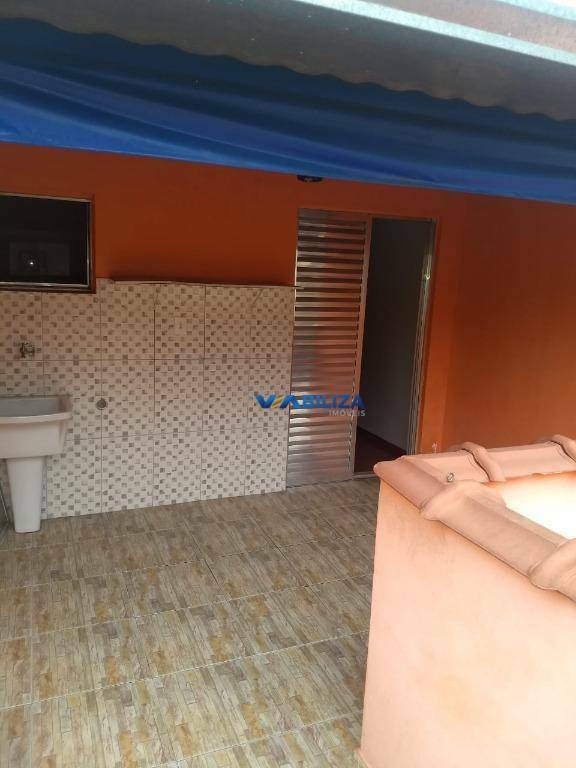 Sobrado à venda com 2 quartos, 100m² - Foto 8