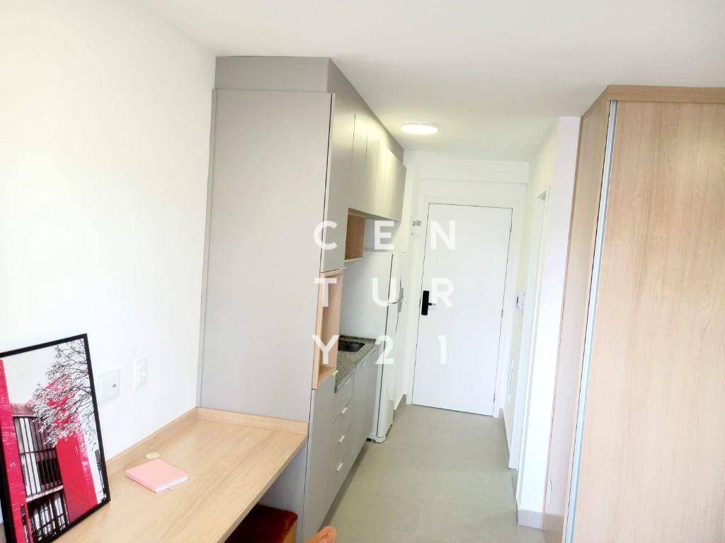 Apartamento para alugar com 1 quarto, 25m² - Foto 4